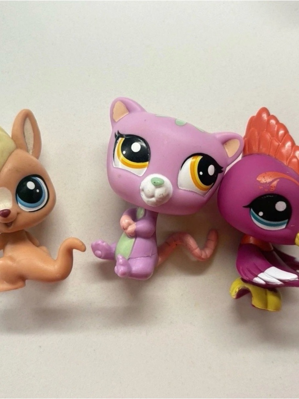 Littlest Pet Shop Lavender Cat Figure with Yellow Eyes